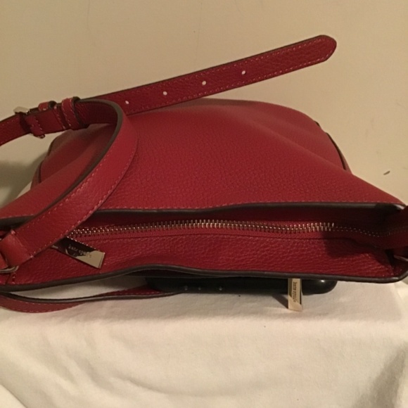 🔥KATE SPADE, NWOT, gorgeous crossbody, see all photos, saddle shape, - Picture 4 of 6